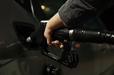 原油交易提醒：油价逼近20美元关口 原油运价大幅上涨