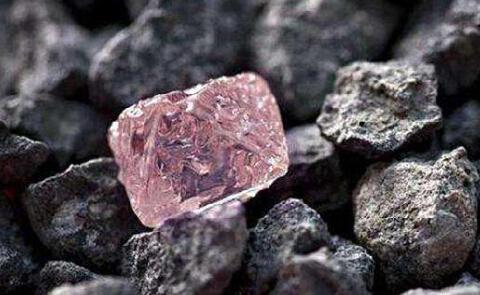 铁矿石价格暴涨原因是什么？铁矿石价格多少钱一吨