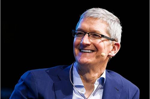 苹果CEO去年薪酬超1400万美元