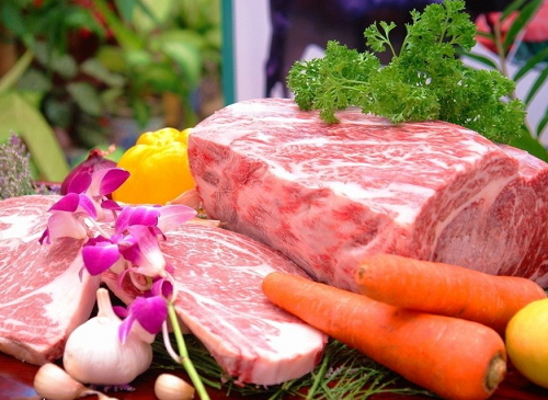 今日猪肉价格多少钱一斤