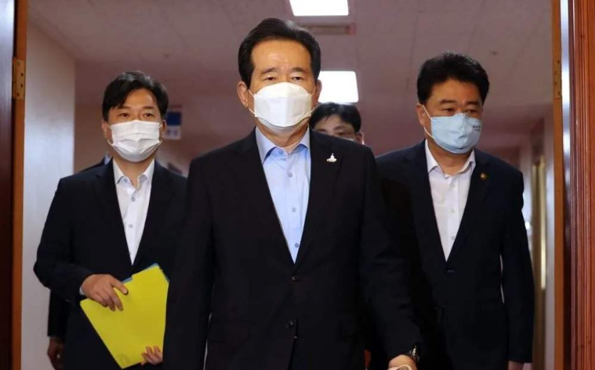 韩国总理室发生疫情 韩国总统文在寅被列为检测对象