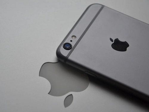 苹果股价最新行情,iPhone12一半用户选蓝色