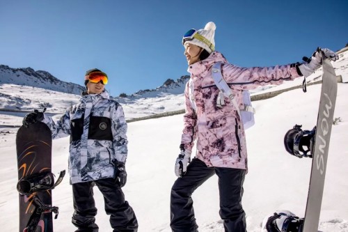 探路者主笔起草的滑雪服国标发布 消费者穿衣有保障